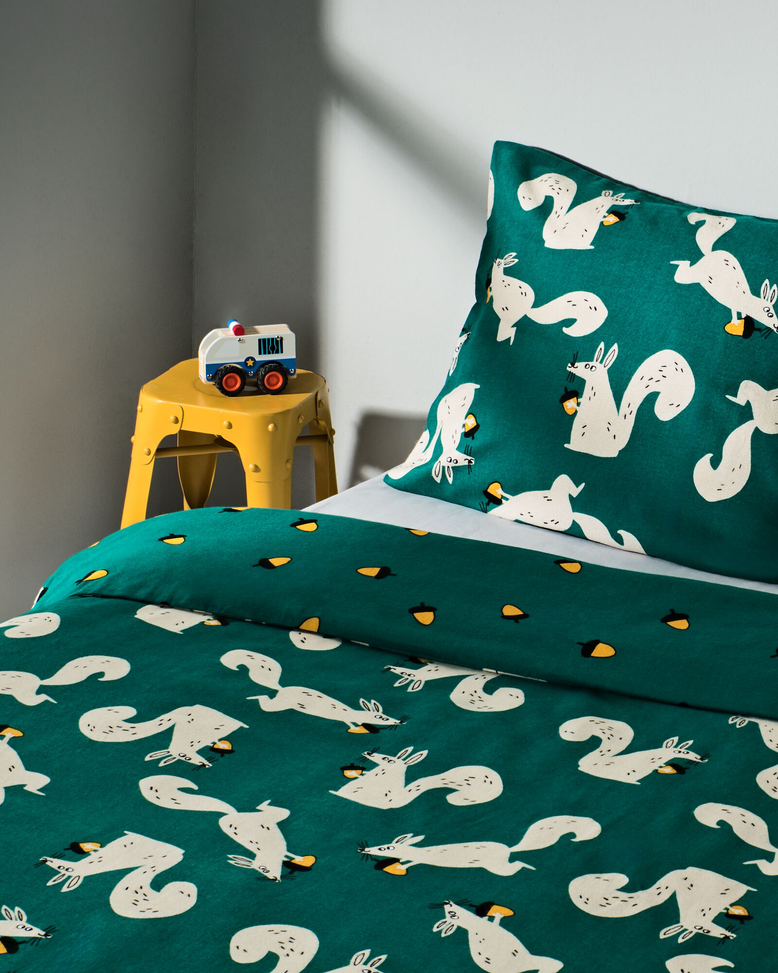 housse de couette enfant - flanelle - 140 x 200 &eacute;cureuil vert - 5760092 - HEMA