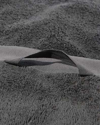 petite serviette - 33 x 50 cm - qualité hôtel très douce - gris foncé uni gris foncé petite serviette - 5220035 - HEMA
