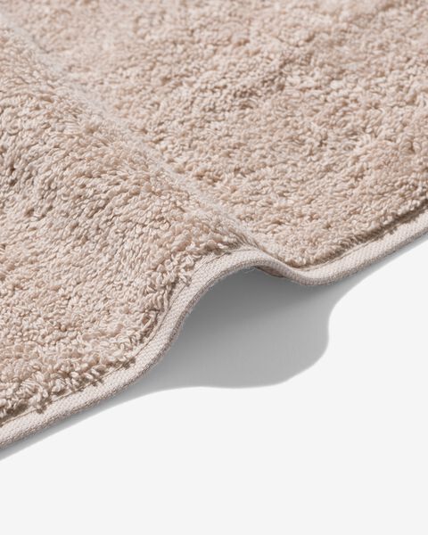 petite serviette 33x50 qualité hôtelière extra douce sable sable petite serviette - 5270007 - HEMA