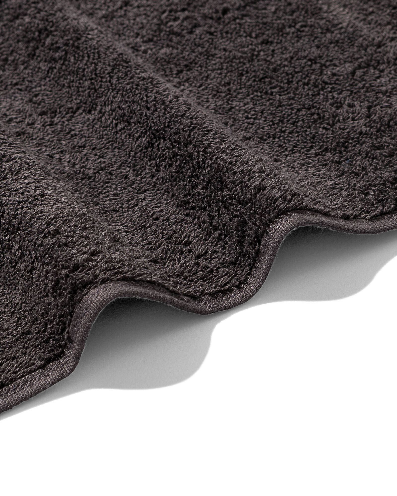 serviette de bain qualité supérieure 70 x 140 - gris foncé gris foncé serviette 70 x 140 - 5214602 - HEMA