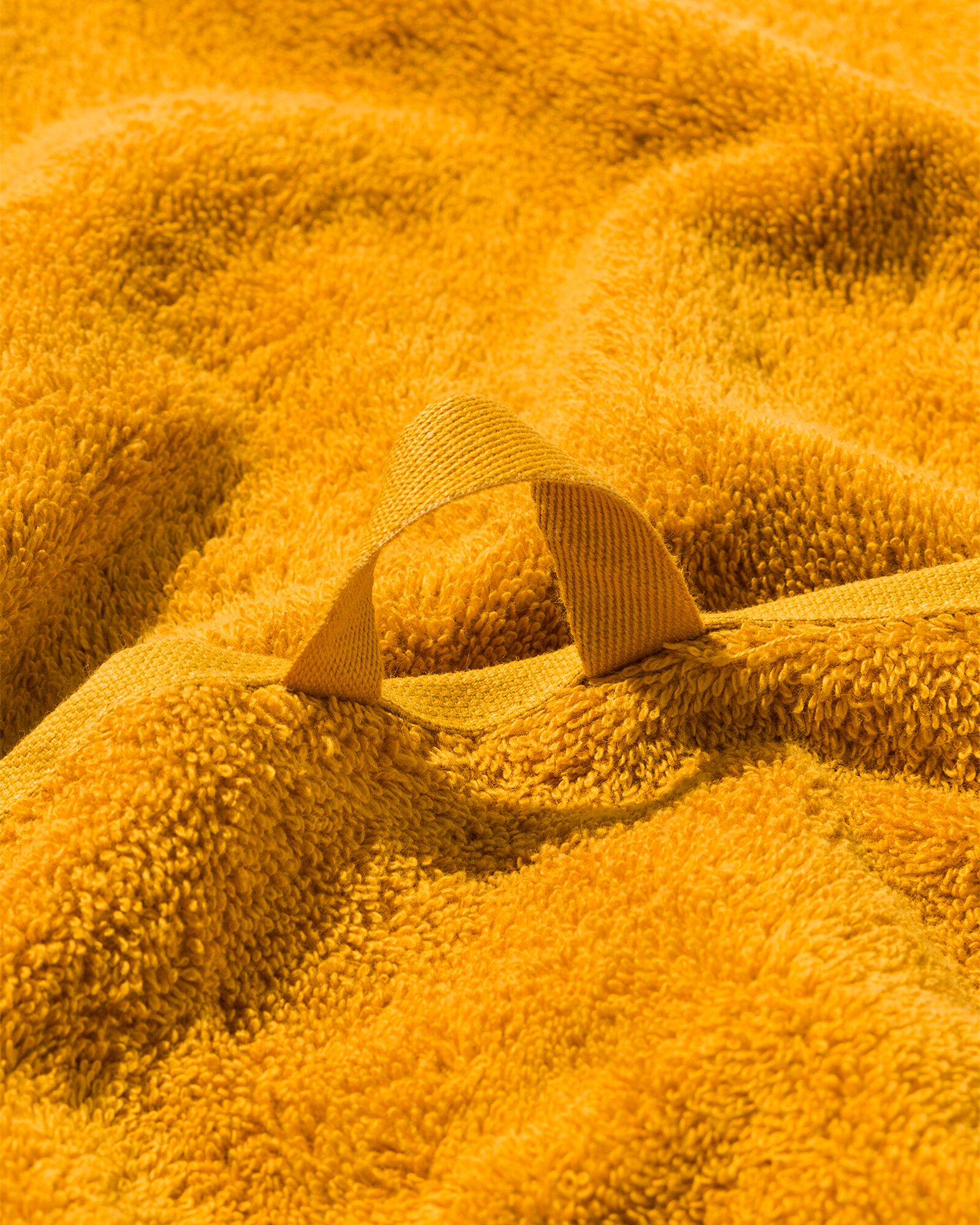 serviette de bain de qualit&eacute; &eacute;paisse jaune ocre serviette 70 x 140 - 5220023 - HEMA