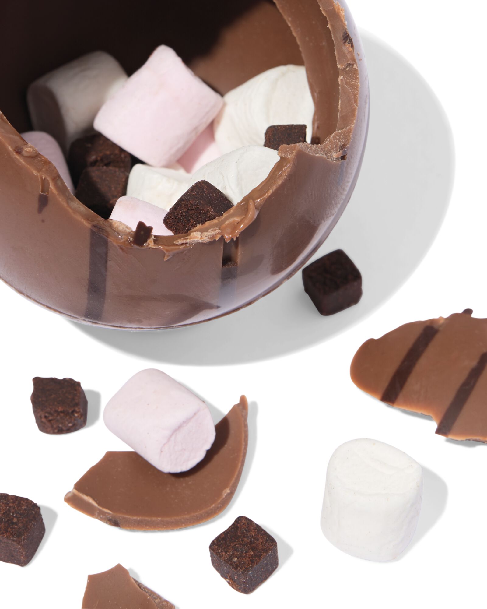 Vollmilchschokoladen-Schokobombe mit Brownie und Marshmallows, 45 g - 24562506 - HEMA