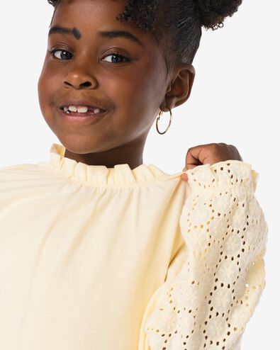 Kindershirt mit Stickerei ecru - 30823446ECRU - HEMA