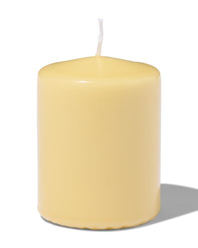 grosse bougie 7 x 8 cm stri&eacute;e jaune clair - 13509018 - HEMA