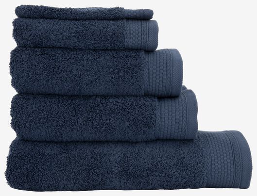 serviettes de bain - qualité hôtel très épaisse bleu foncé - 1000024246 - HEMA
