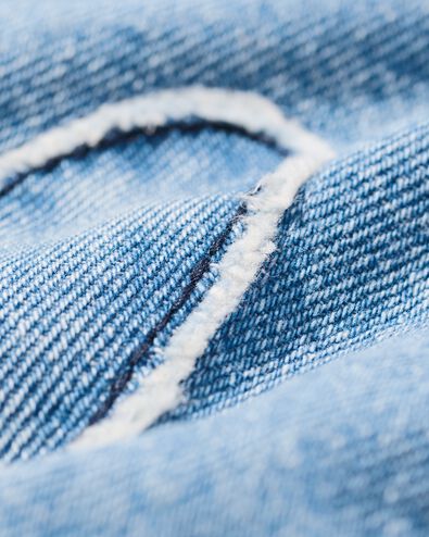 Baby-Latzhose aus Denim mit Herzen jeansfarben jeansfarben - 33042470DENIM - HEMA