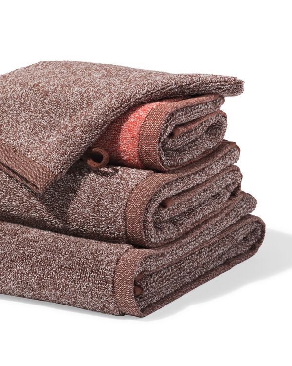 serviette 50 x 100 cm de qualit&eacute; sup&eacute;rieure marron mouchet&eacute; marron serviette 50 x 100 - 5200274 - HEMA