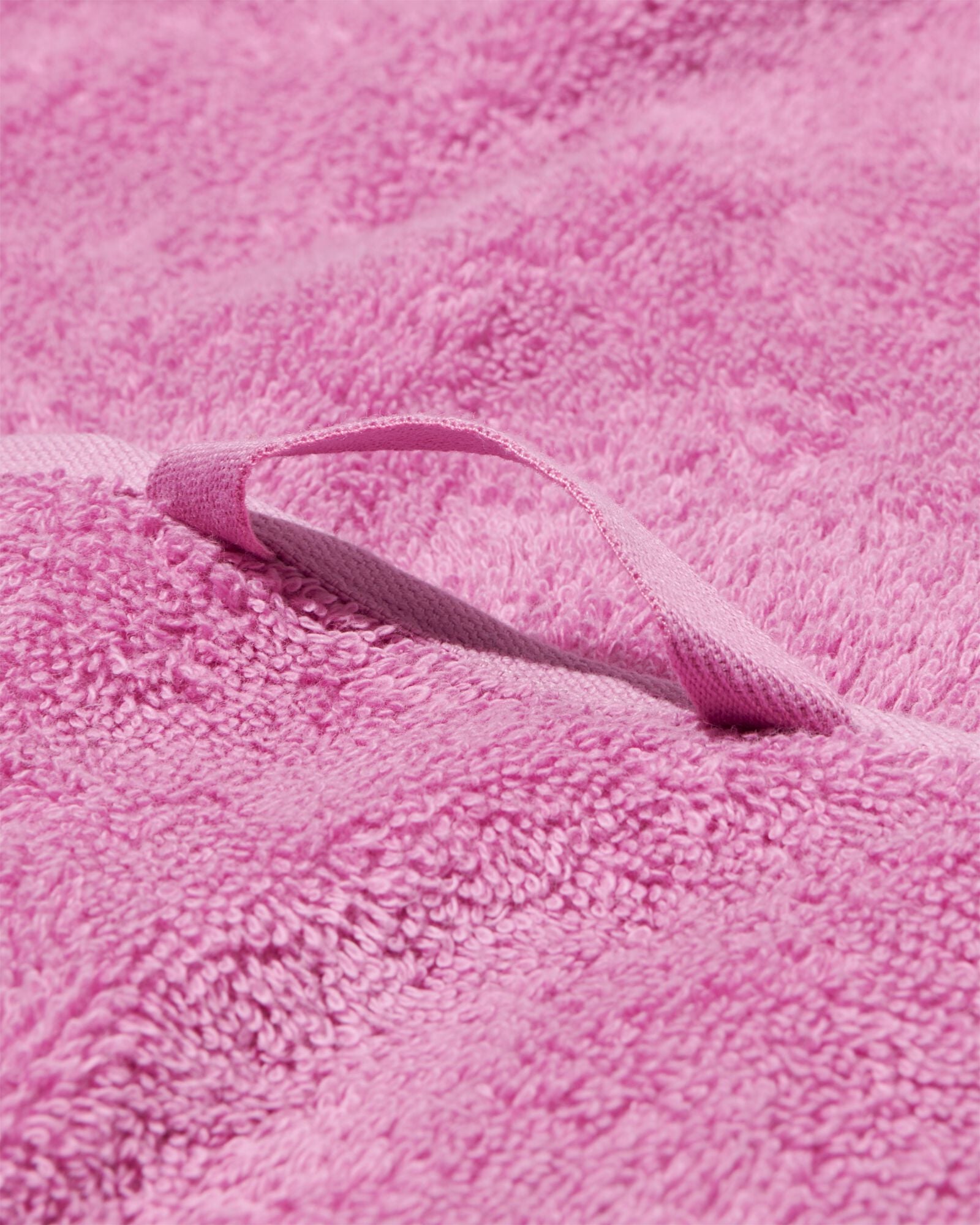 serviettes de bain - qualit&eacute; &eacute;paisse violet pourpre serviette 60 x 110 - 5250379 - HEMA