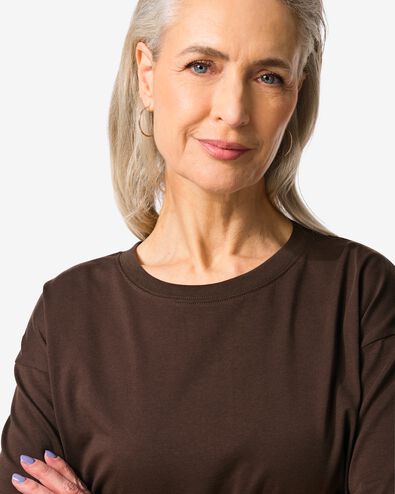 dames T-shirt Do oversized fit bruin bruin - 36311480BROWN - HEMA