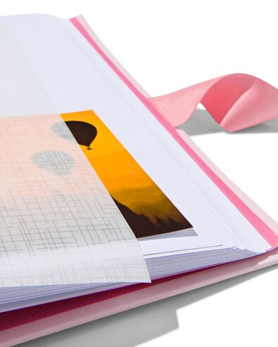 Fotoalbum mit Schleife, 24 x 24.5 cm, Leinen, rosa - 14650213 - HEMA