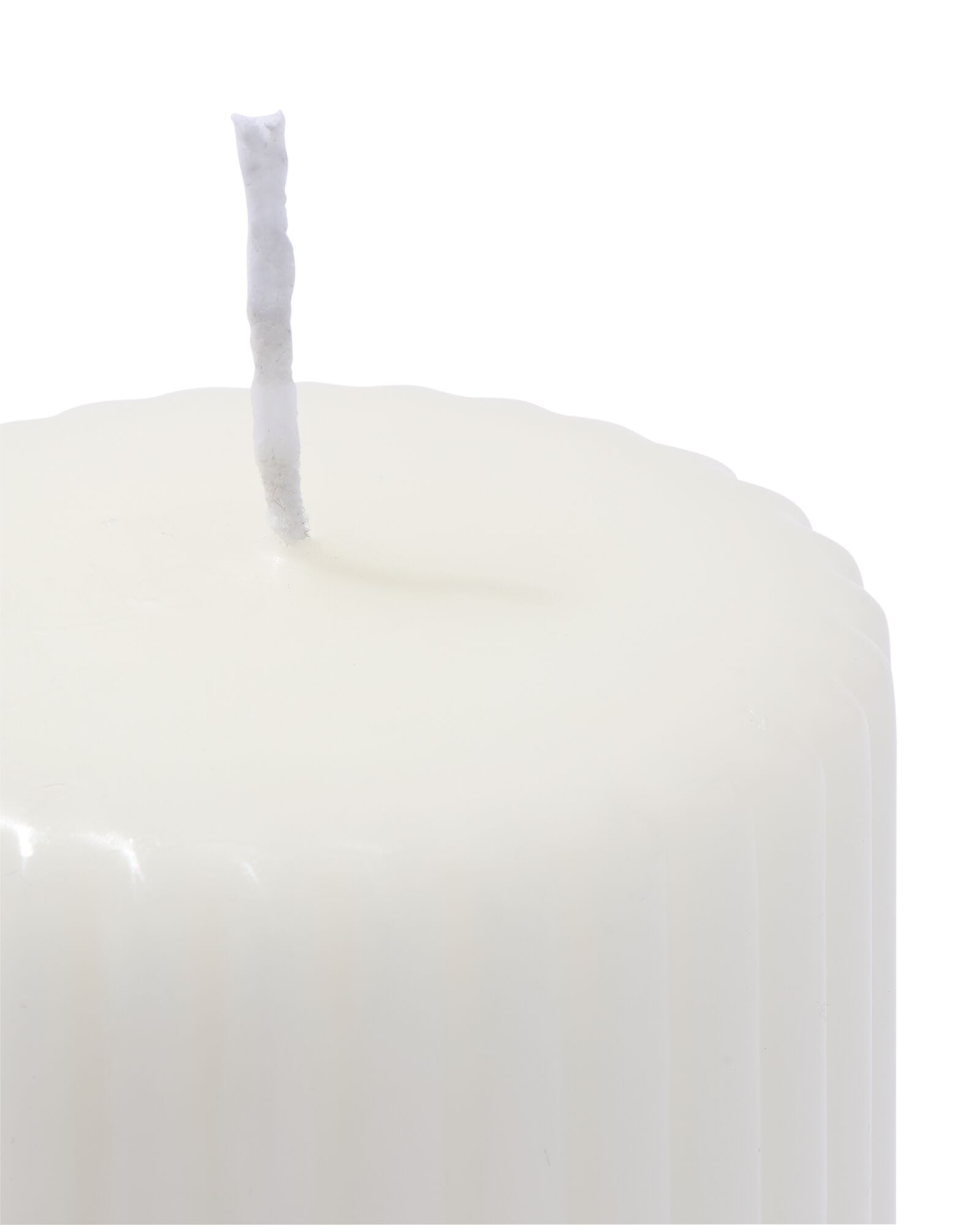 bougie pilier &Oslash; 7 x 13 cm nervures ivoire-lilas - 13509073 - HEMA