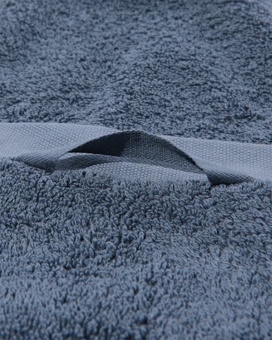 serviettes de bain - h&ocirc;tel extra doux bleu moyen petite serviette - 5250356 - HEMA