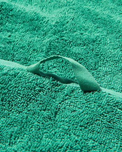 serviettes de bain - qualit&eacute; &eacute;paisse vert moyen serviette 70 x 140 - 5282872 - HEMA