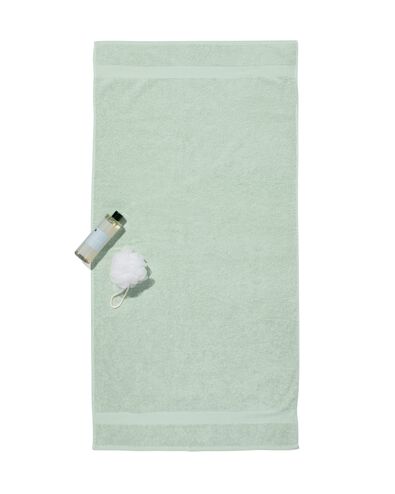 serviette de bain - 70 x 140 cm - qualité épaisse - vert poudré vert clair serviette 70 x 140 - 5210082 - HEMA