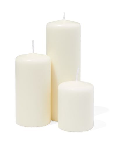 bougie cylindrique ⌀7x20cm ivoire ivoire 7 x 20 - 13509052 - HEMA