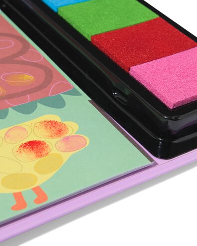 Malbuch mit Fingerstempeln 21,5 &times; 24,7 cm, Bauernhof - 15900469 - HEMA