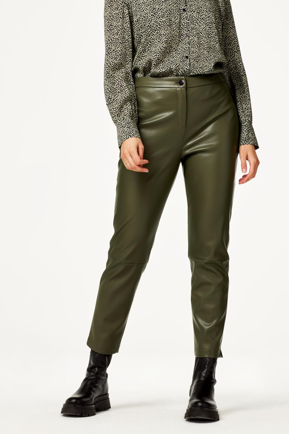 trousers imitation leather olive - HEMA