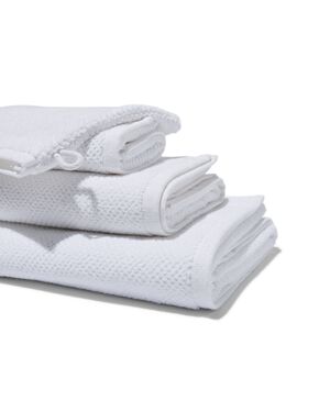 serviette de bain 2ème vie coton recyclé 50x100 blanc blanc serviette 50 x 100 - 5240210 - HEMA