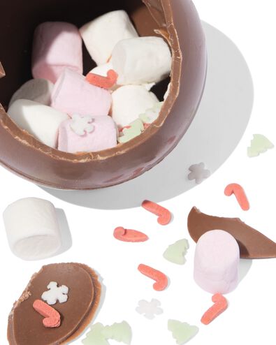 melkchocolade choco bomb met marshmallows en kerst suikerdecoratie 45g - 24562508 - HEMA