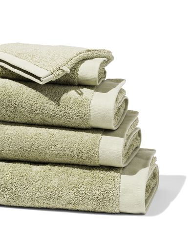petite serviette 33x50 qualité hôtelière extra douce vert clair - 5270002 - HEMA