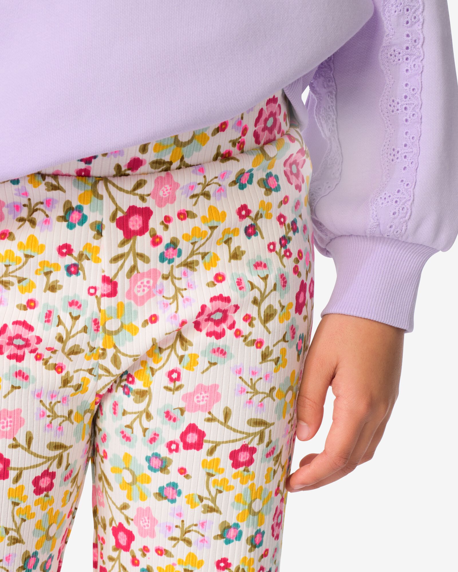 Ausgestellte Kinderleggings mit Blumen ecru 98/104 - 30842146 - HEMA