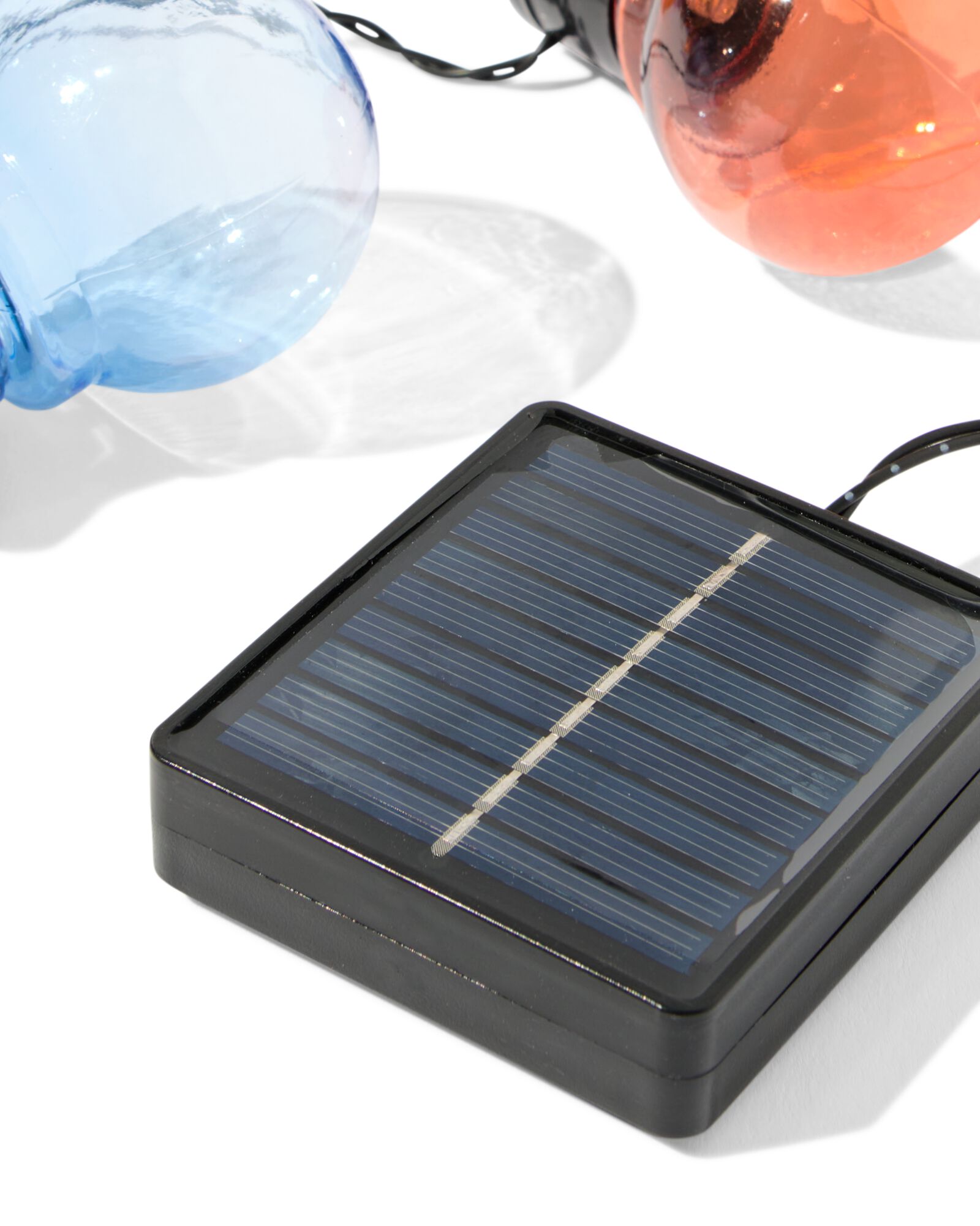 Lichterkette 7&nbsp;m mit 20 LED-L&auml;mpchen f&uuml;r den Innen- und Au&szlig;enbereich - 41840228 - HEMA