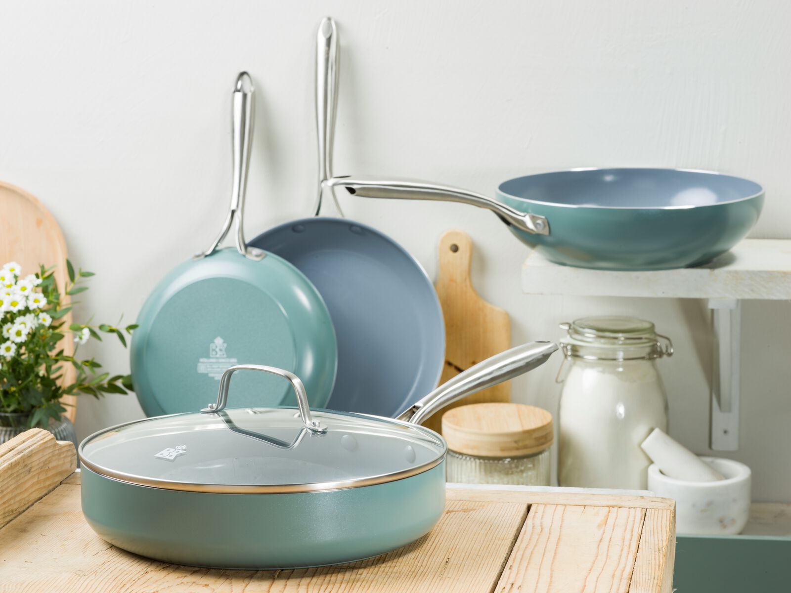 BK tiefe Pfanne mit Deckel, &Oslash; 28 cm, Keramik, PFAS-frei, gr&uuml;n - 80190231 - HEMA