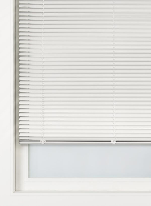 jaloezie aluminium zijdeglans 25mm ecru ecru - 2000000279 - HEMA