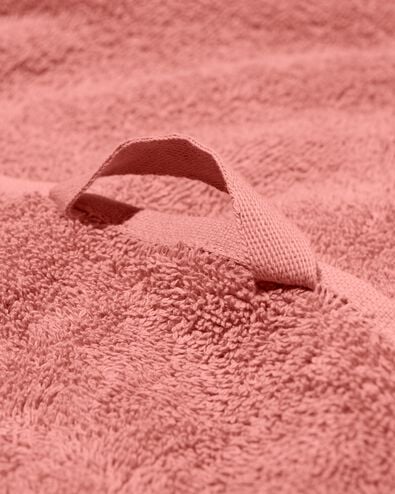 handdoek 60x110 zware kwaliteit - roze oudroze handdoek 60 x 110 - 5200708 - HEMA