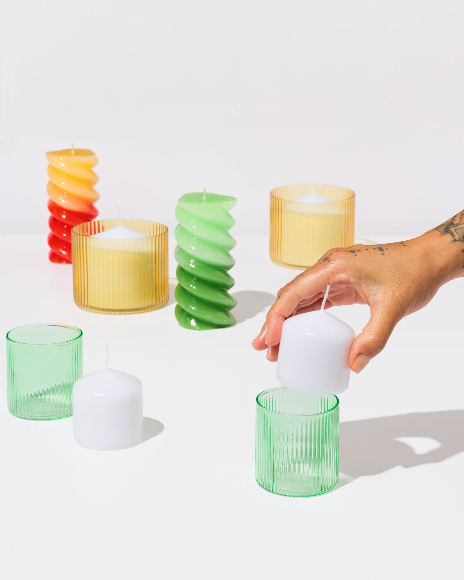 verre pour bougie parfum&eacute;e ⌀6,5x6,5cm nervur&eacute; vert - 13507535 - HEMA