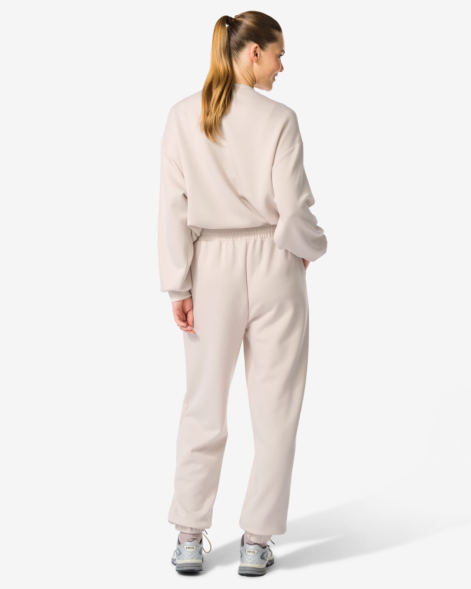 damesjoggingsbroek loose fit creme creme - 36010202CREAM - HEMA