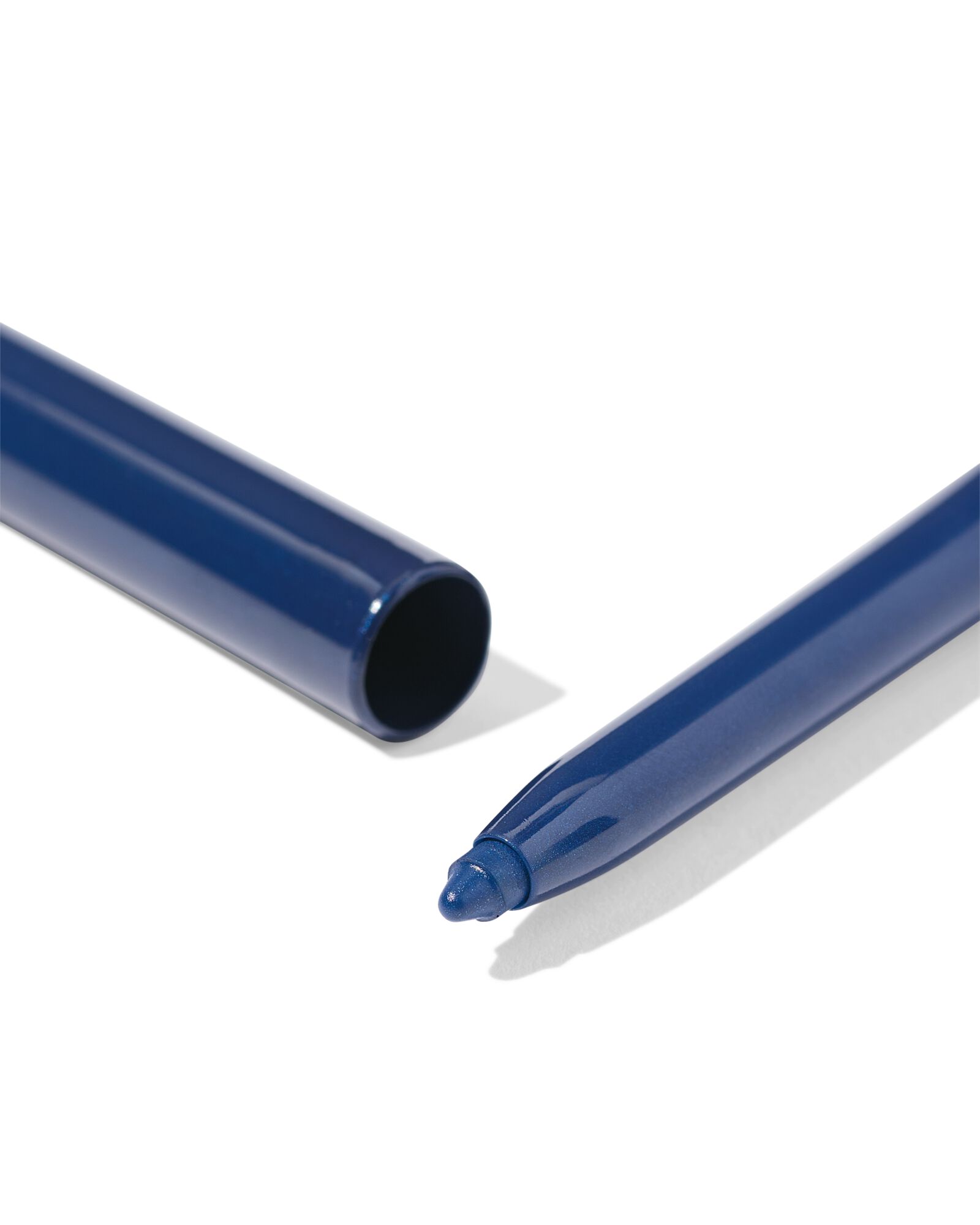 eyeliner anti-traces et waterproof m&eacute;tallique bleu fonc&eacute; - 11210248 - HEMA