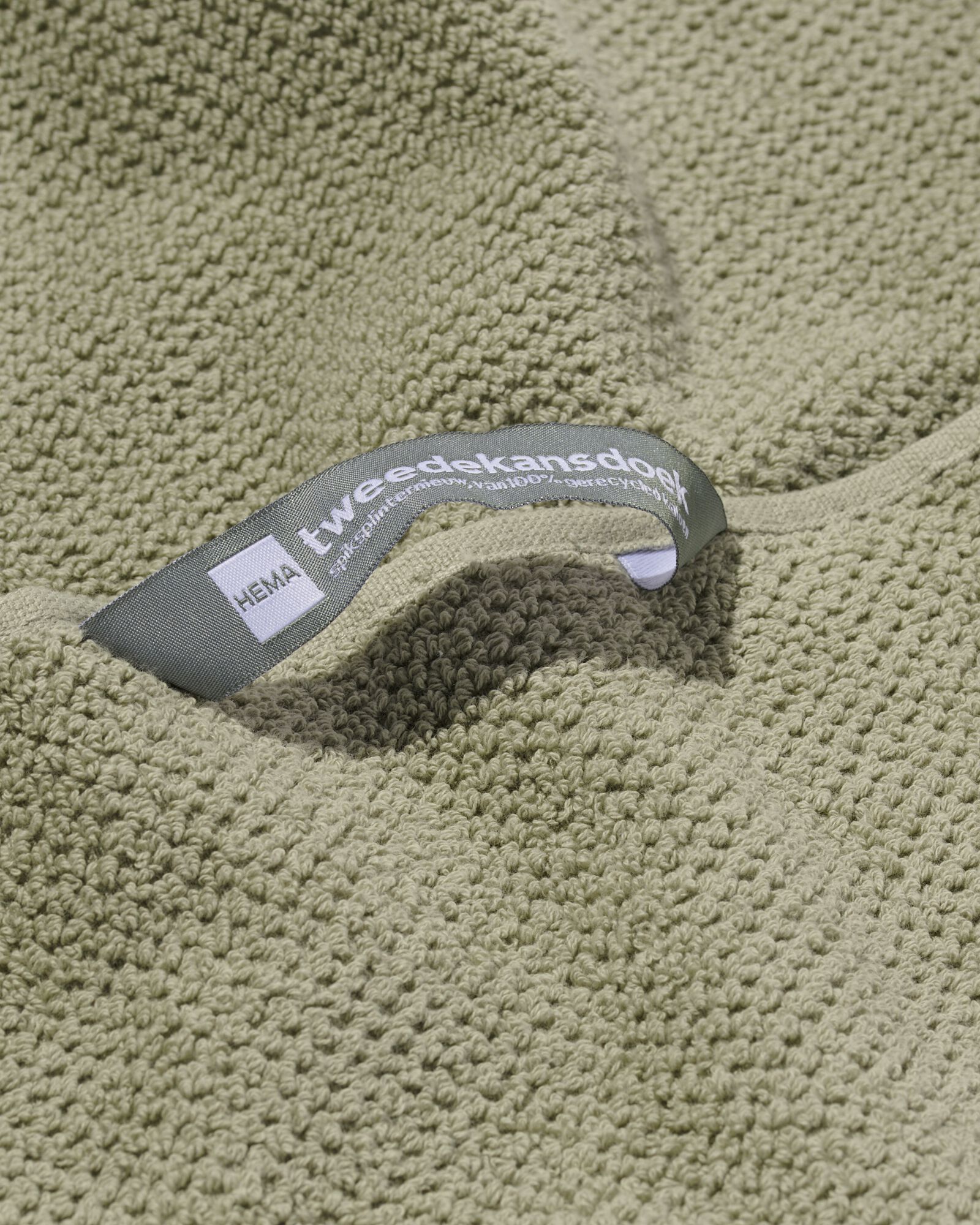 handdoek 2e kans recycled katoen lichtgroen - 1000031877 - HEMA