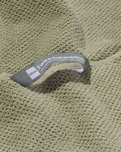 handdoek 2e kans recycled katoen lichtgroen - 1000031877 - HEMA
