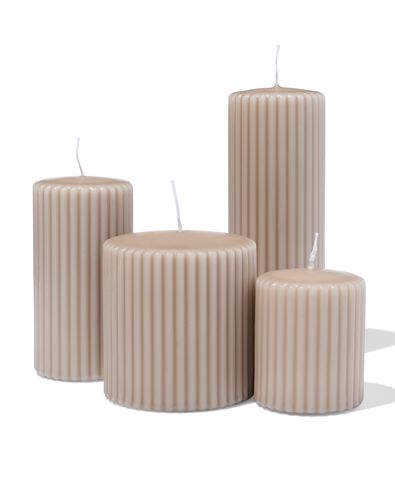 Stumpenkerze, ⌀ 7 &times; 19 cm, gerippt, naturfarben naturfarben 7 x 19 - 13509036 - HEMA