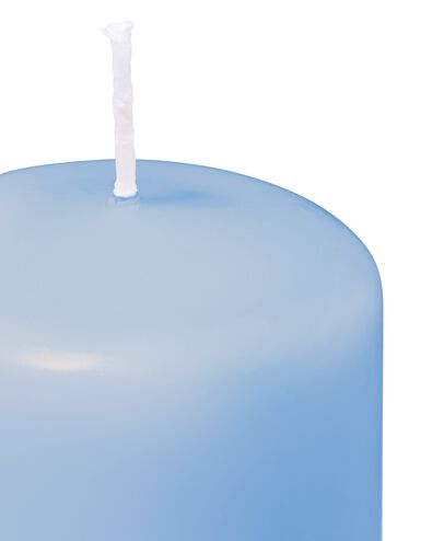 bougie pilier ⌀ 7 x 9 cm lisse bleu clair - 13509065 - HEMA