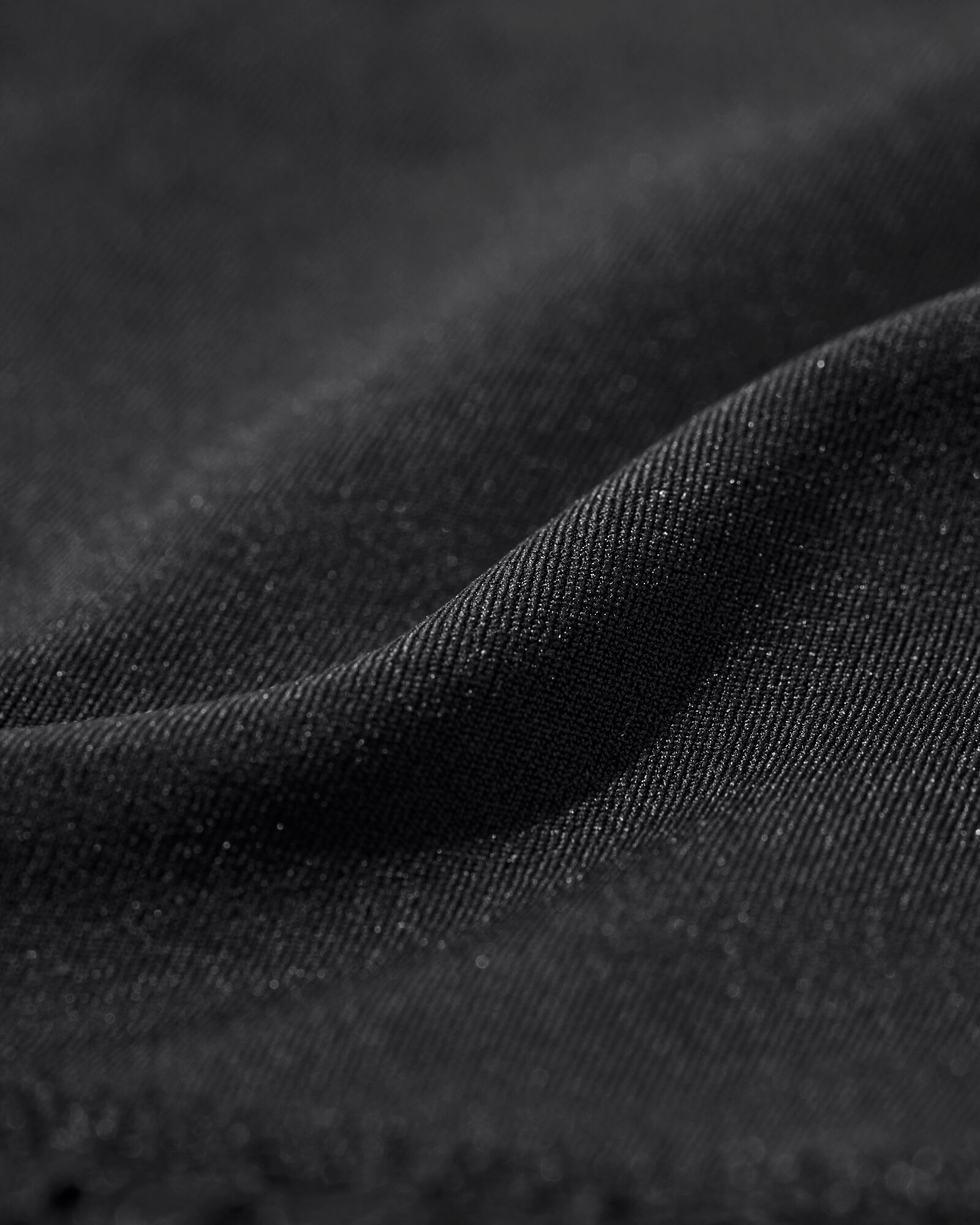 Damen-String aus Mikrofaser mit Spitze schwarz schwarz - 19650105BLACK - HEMA