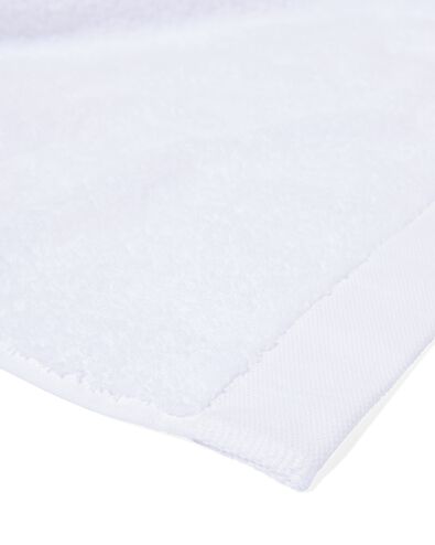 serviette de bain-50x100 cm-hôtel extra doux-blanc uni blanc serviette 50 x 100 - 5240070 - HEMA