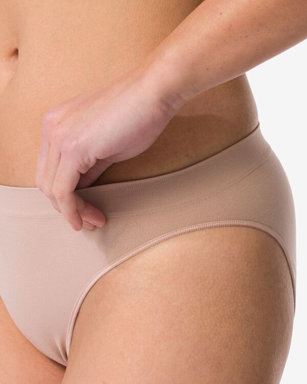 damesslip naadloos micro beige beige - 19607670BEIGE - HEMA