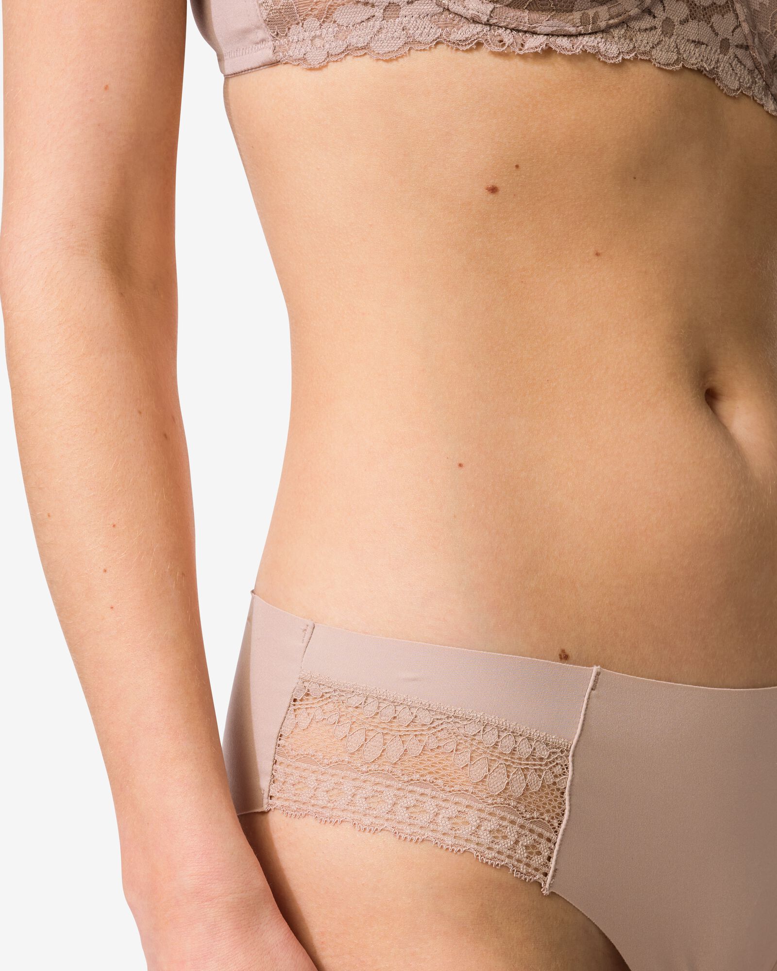 slip br&eacute;silien femme microfibre avec dentelle beige - 19601024BEIGE - HEMA