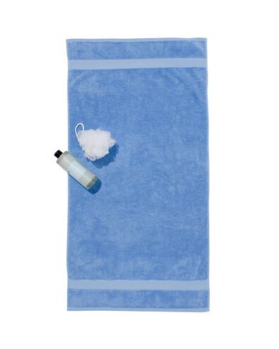handdoeken - zware kwaliteit felblauw handdoek 60 x 110 - 5250385 - HEMA