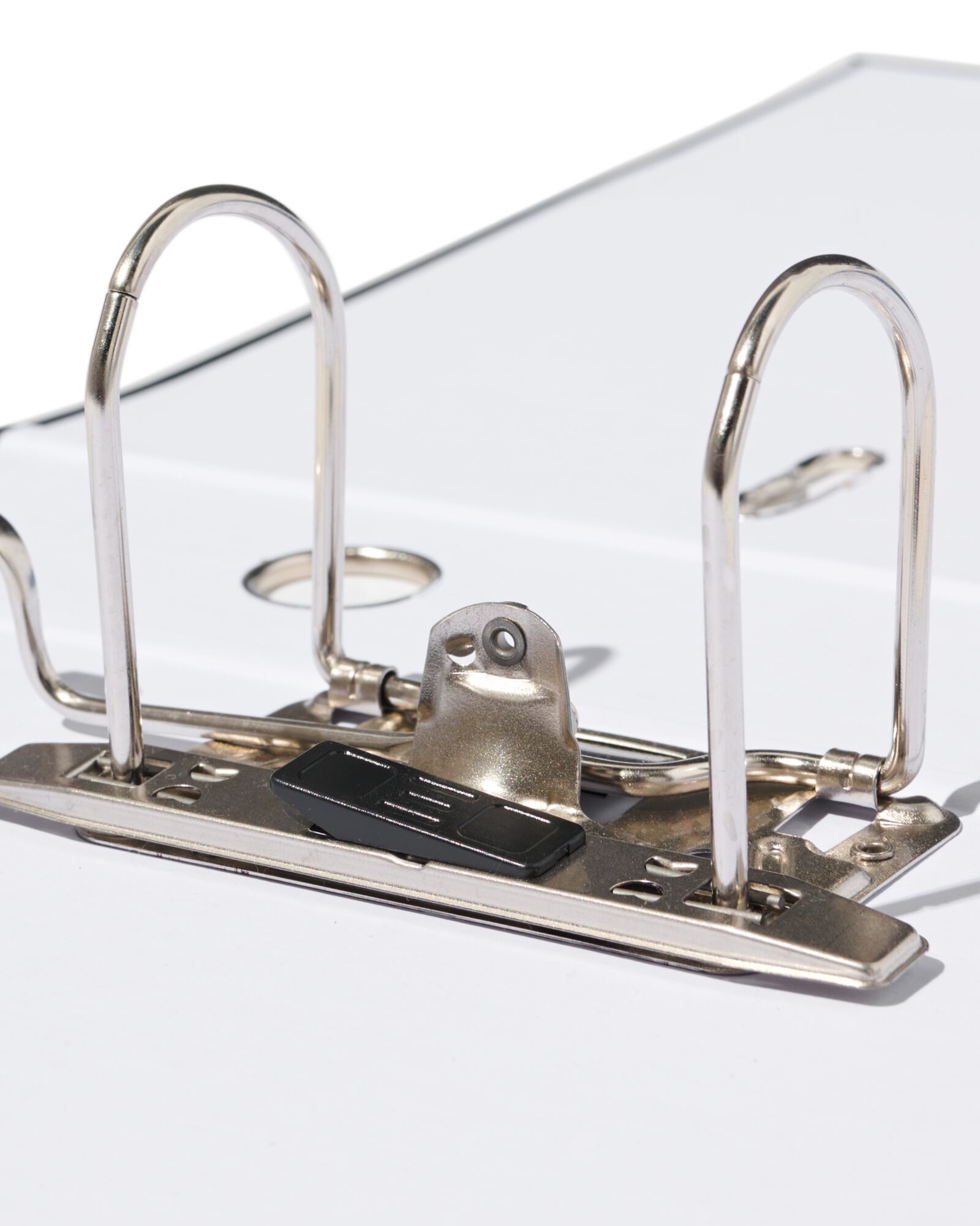 classeur &agrave; 2&nbsp;anneaux - large noir A4 - 14840185 - HEMA