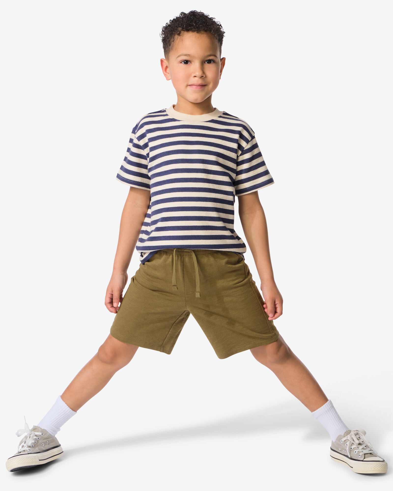 kindershort  olijf olijf - 30710503OLIVE - HEMA