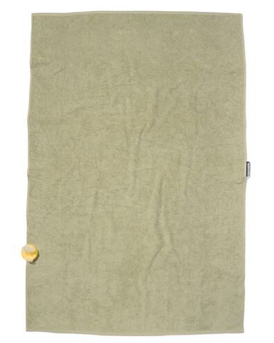 serviette de bain 2ème vie coton recyclé vert clair vert clair - 1000031877 - HEMA