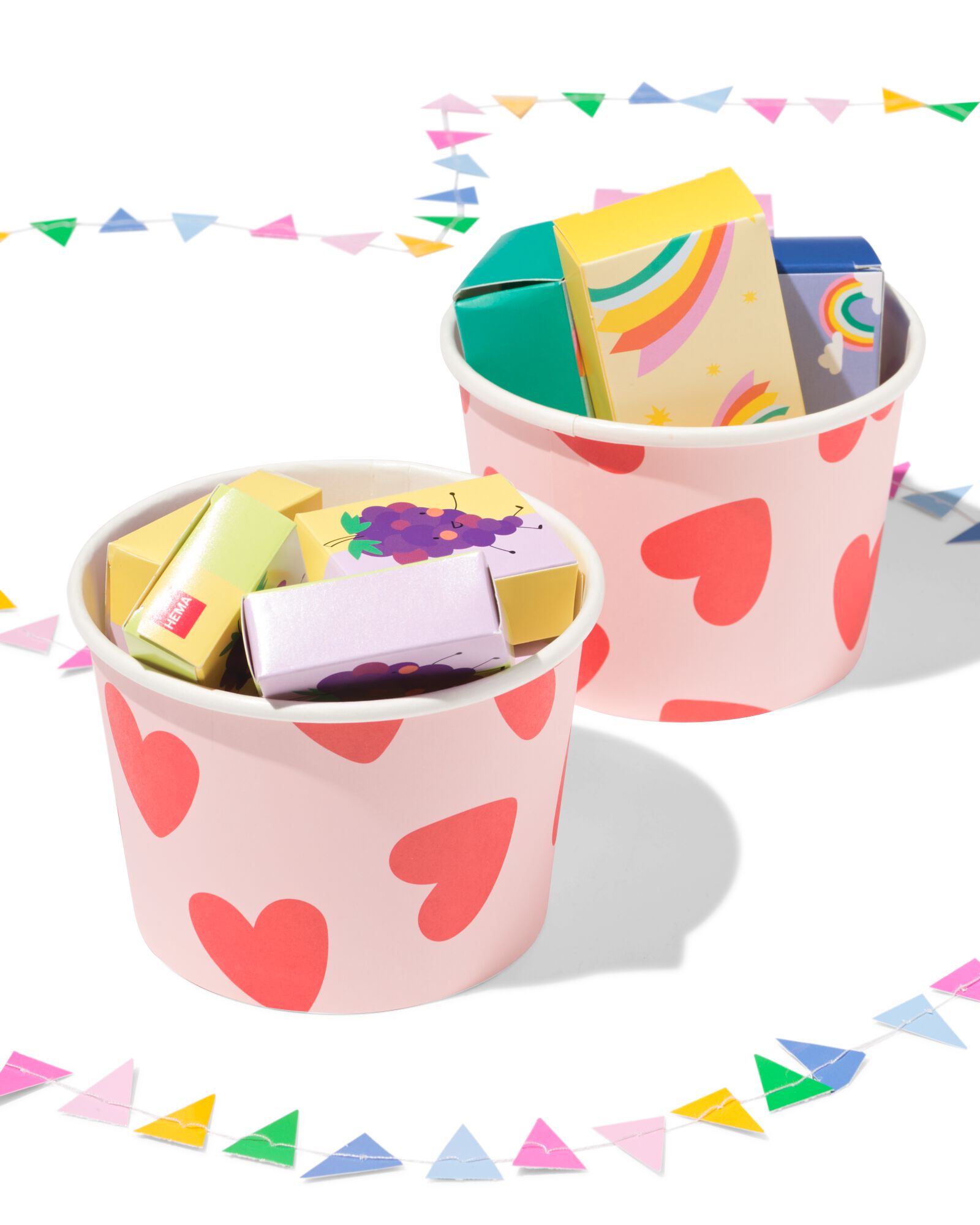 Schalen 450 ml, Papier, Herzen &ndash; 4 St&uuml;ck - 14250367 - HEMA