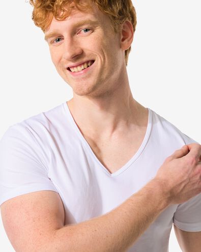 heren ondershirt slim fit v-hals naadloos - 2 stuks wit wit - 1000009976 - HEMA