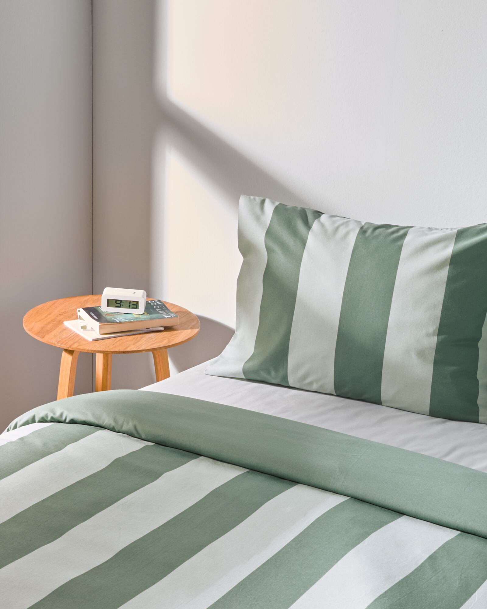 housse de couette 140x200/220cm coton doux ray&eacute; vert - 5790091 - HEMA