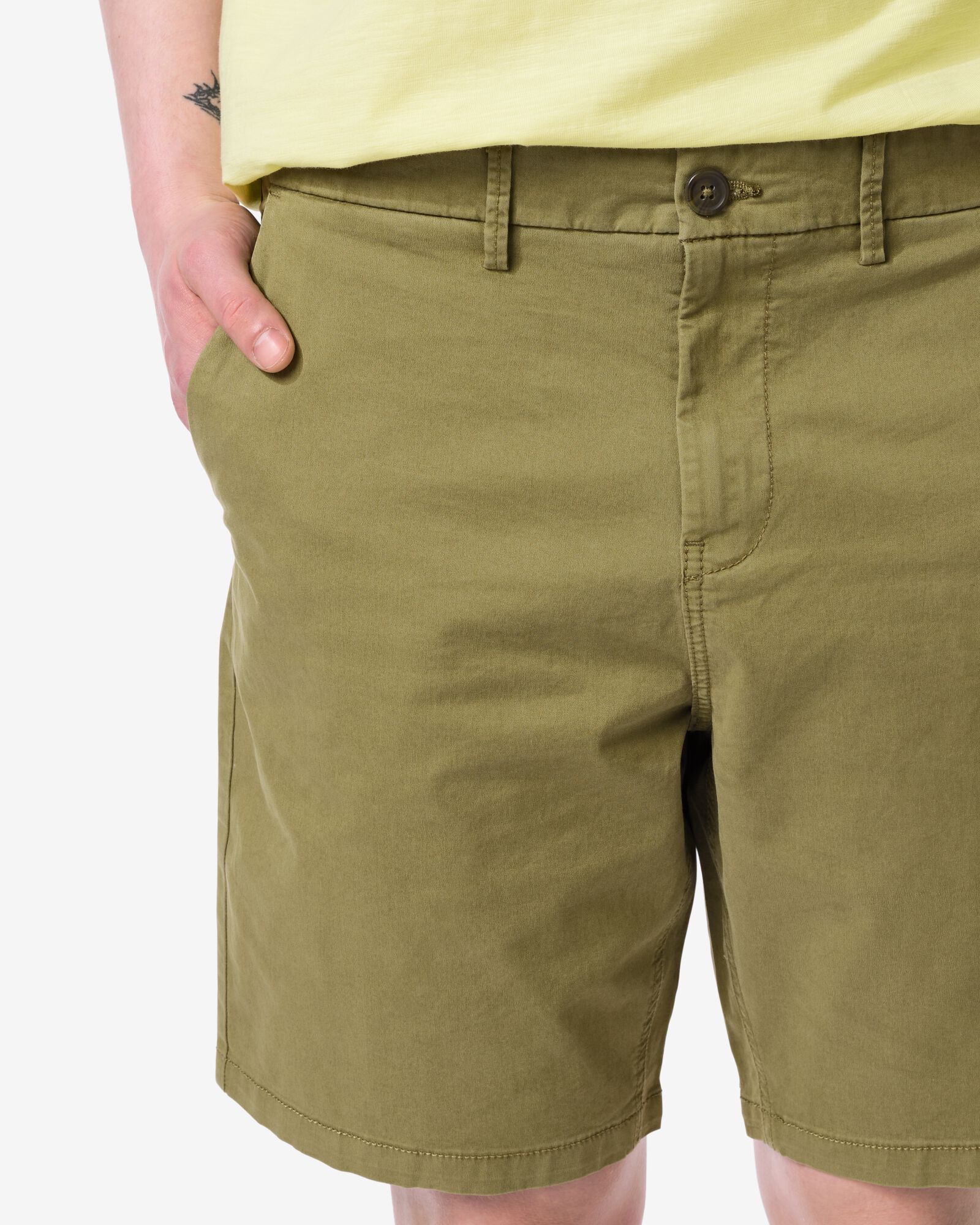 short homme Charly coupe r&eacute;guli&egrave;re chino vert moyen vert moyen - 2140910MIDGREEN - HEMA