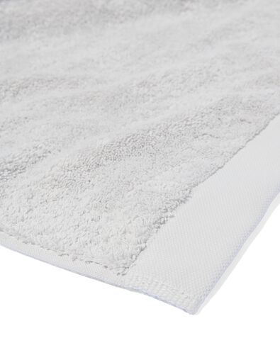 serviette de bain ultrasoft 60 x 110 - gris clair gris clair serviette 60 x 110 - 5217008 - HEMA