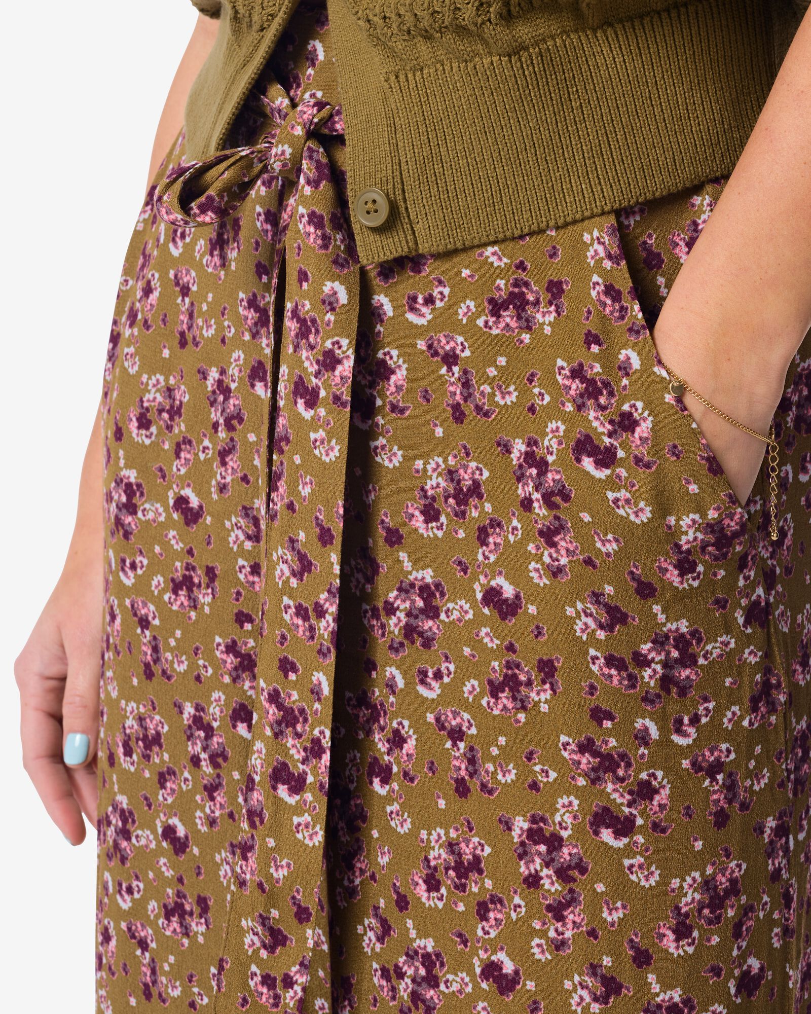 Damenhose Remmy, Wide Fit, gebl&uuml;mt gr&uuml;n - 36207830GREEN - HEMA